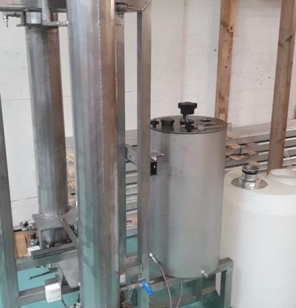 Supercritical CO2 extraction system