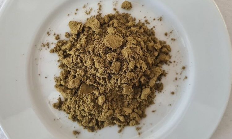 White CBG kief