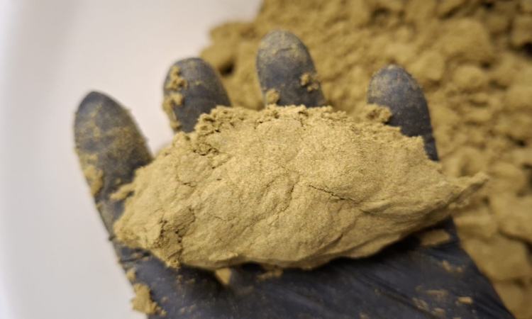 cbg cbd kief extra sticky 1